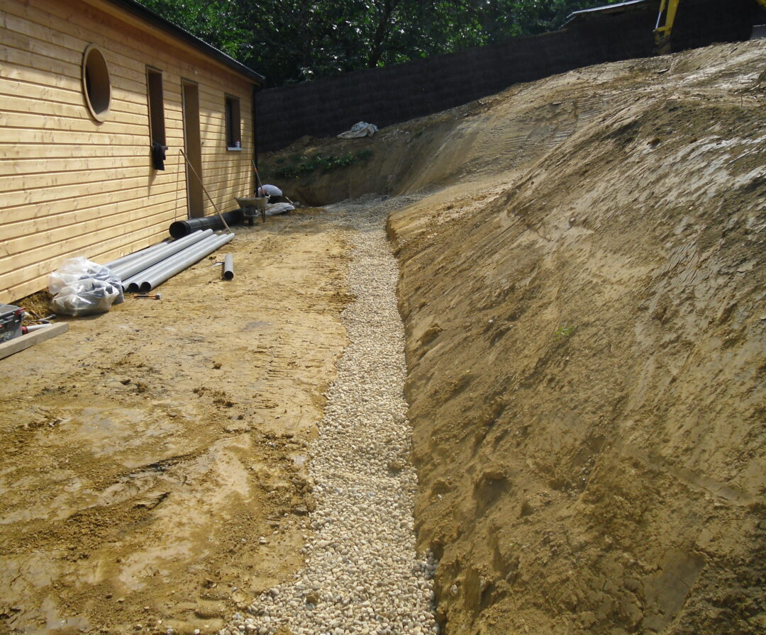 Drainage d&rsquo;une habitation à flanc de côteau